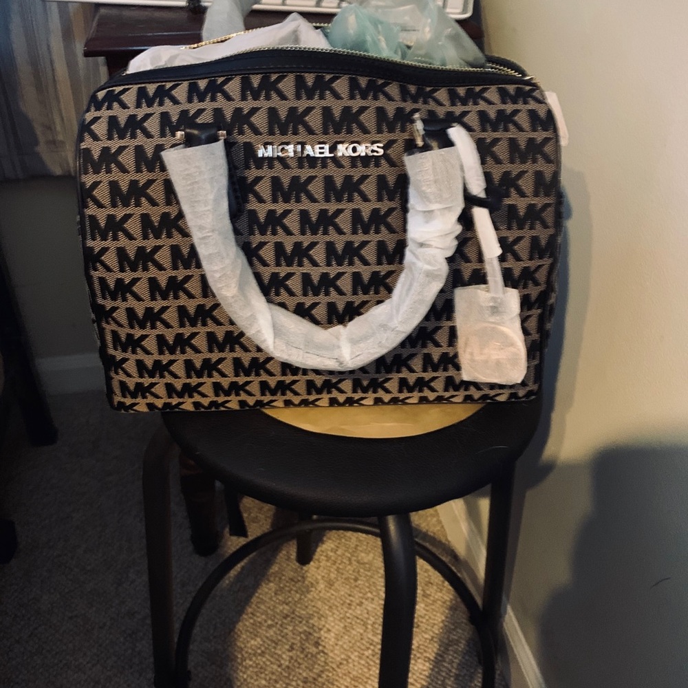 Michael Kore bag- Brand new!